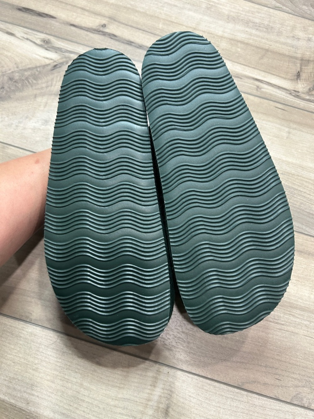 Fulton House Slippers Forest Green Woman Sz 10 - Picture 9 of 10